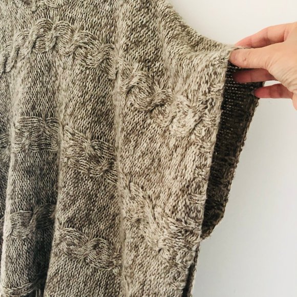 NWOT, Garage Hooded Knit Poncho Size S - Picture 5 of 17